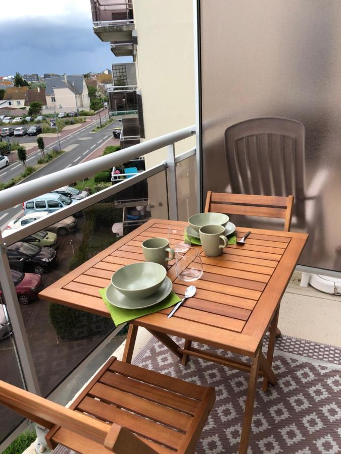 Le 84 Apartment Courseulles-sur-Mer Exterior photo